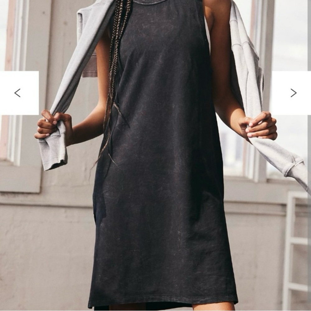 FREE PEOPLE MOVEMENT:Hot Shot Tunic Tank in Black NWOT - Picture 2 of 7